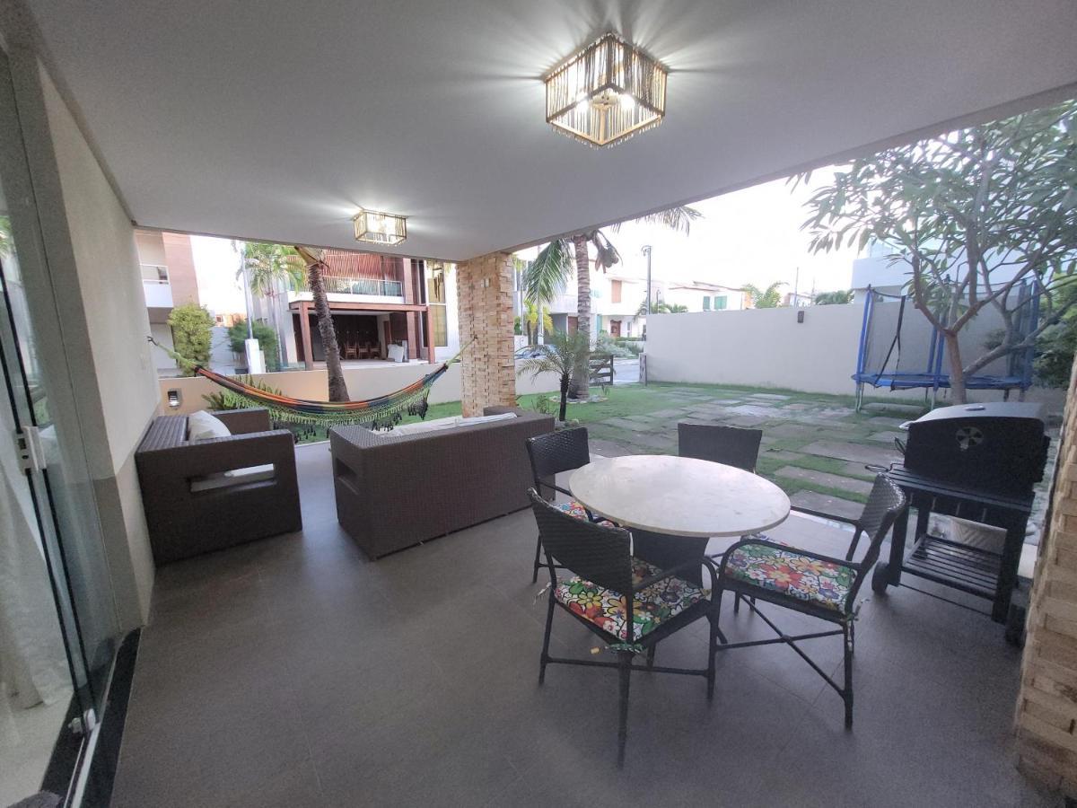 Fantastica Casa 4 Quartos Proxima A Praia Em Condominio Fechado ! 아라카주 외부 사진